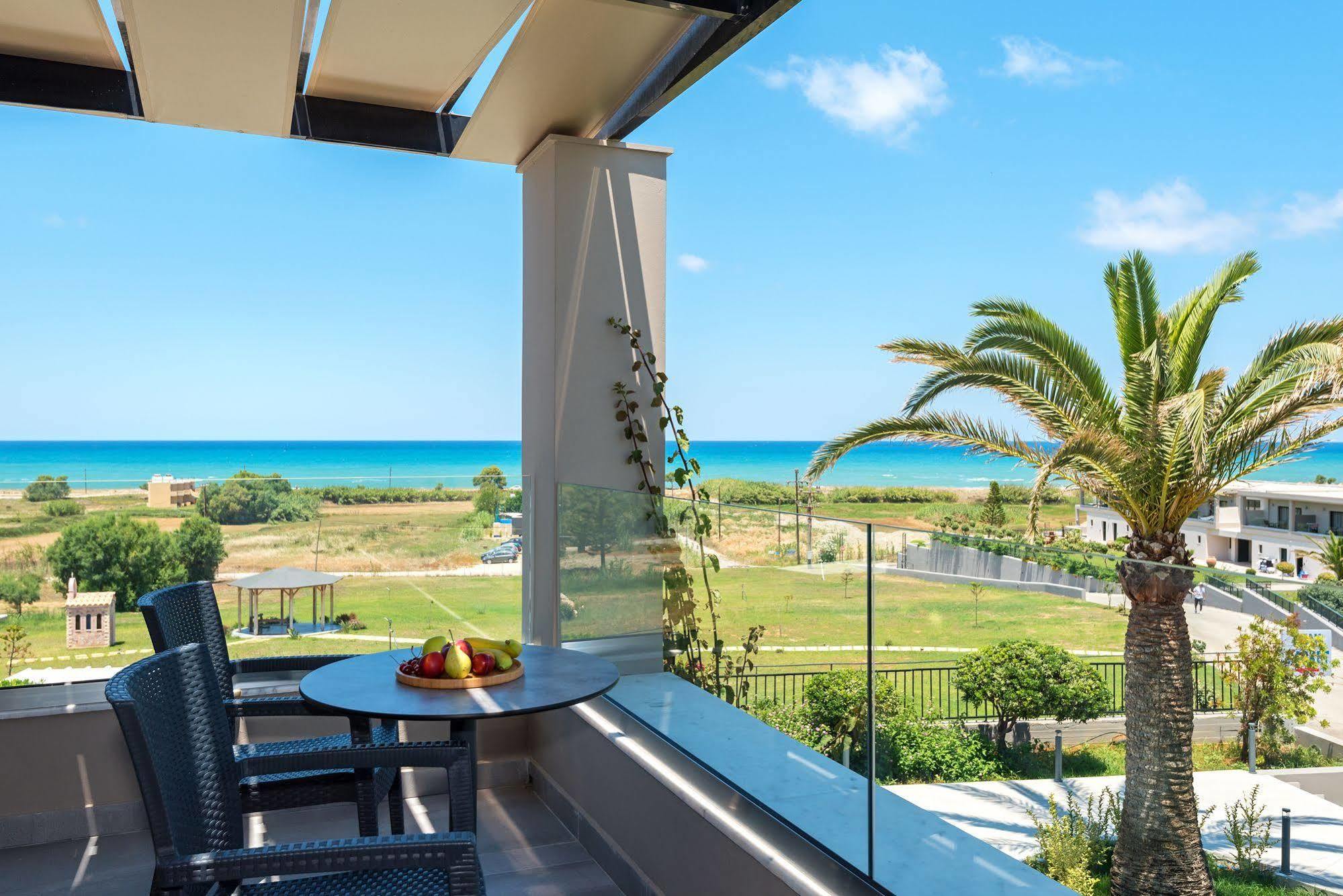 Solimar Aquamarine Курортный комплекс 5*
